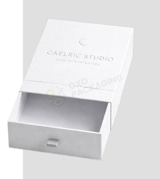 custom white rigid boxes