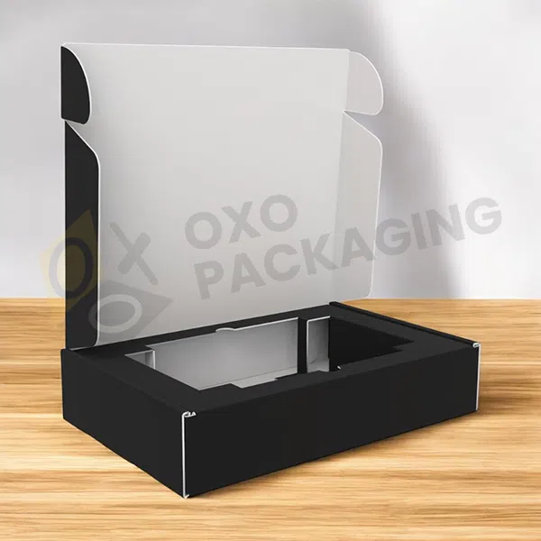 custom black tuck top boxes