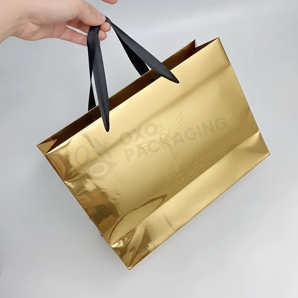 custom-luxury-paper-bags-in-bulk