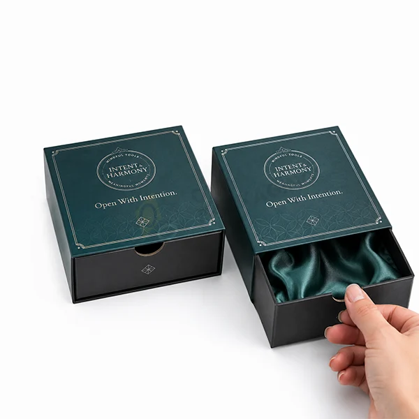 custom thumb cut boxes in bulk